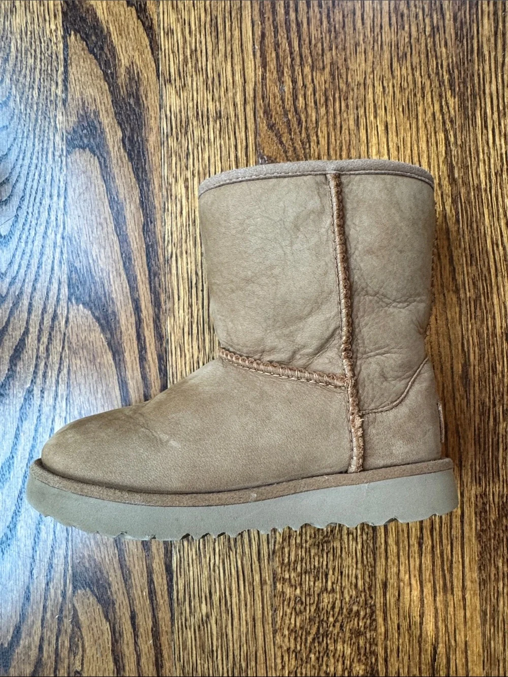 UGG Chestnut Classic Shearling Boots